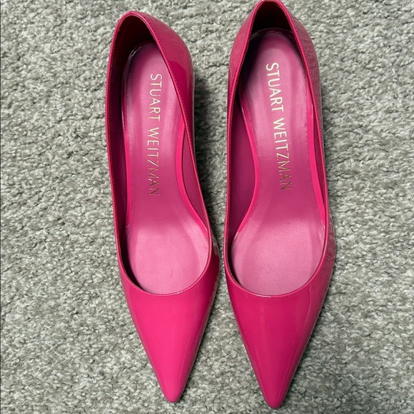 Stuart Weitzman 'Stuart Kitten'  Leather Pump in Hot Pink   1.5 inch heel - Picture 8 of 10